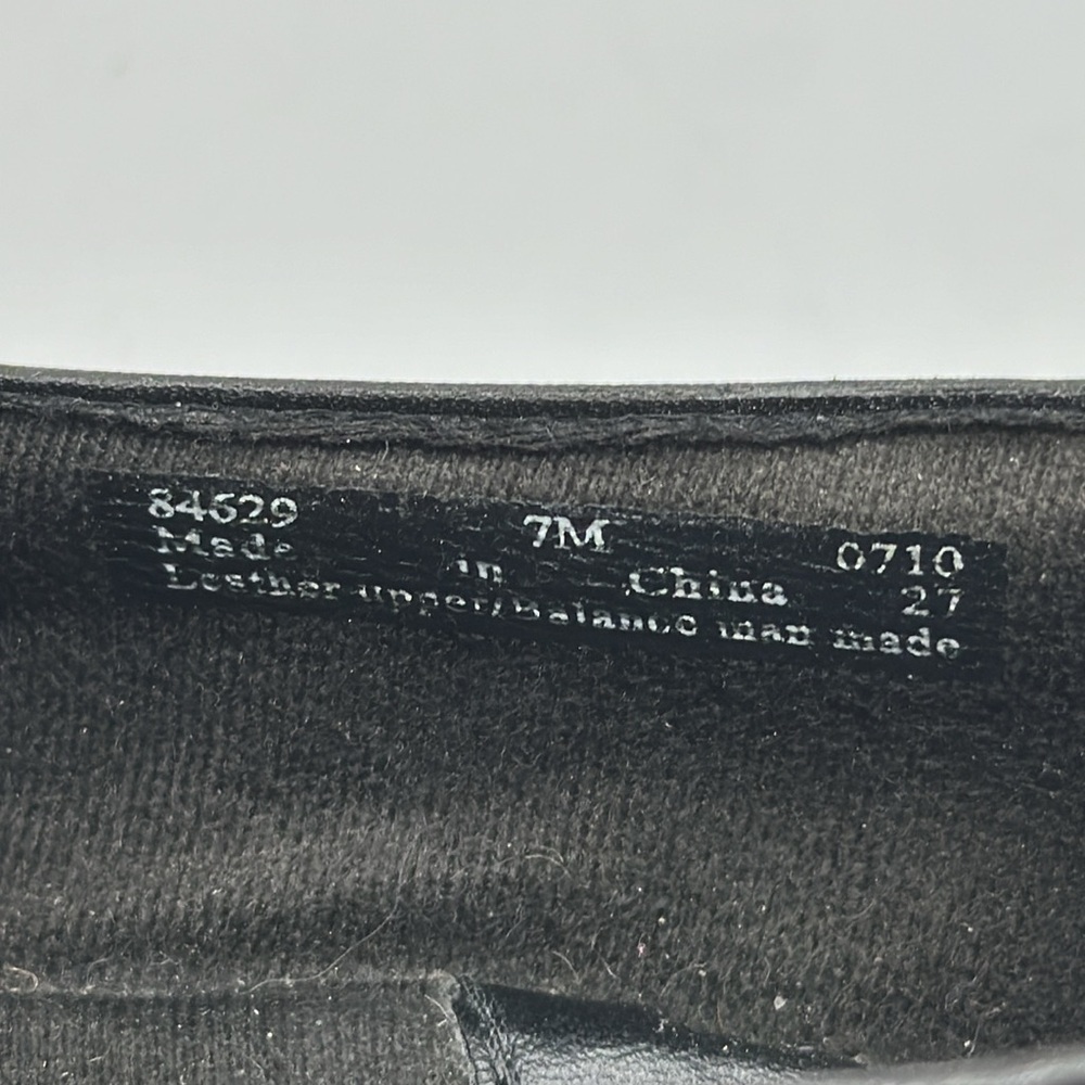 Clarks Black Leather Slip On Flat Loafers Size 7 BLO5924 - Picture 7 of 7